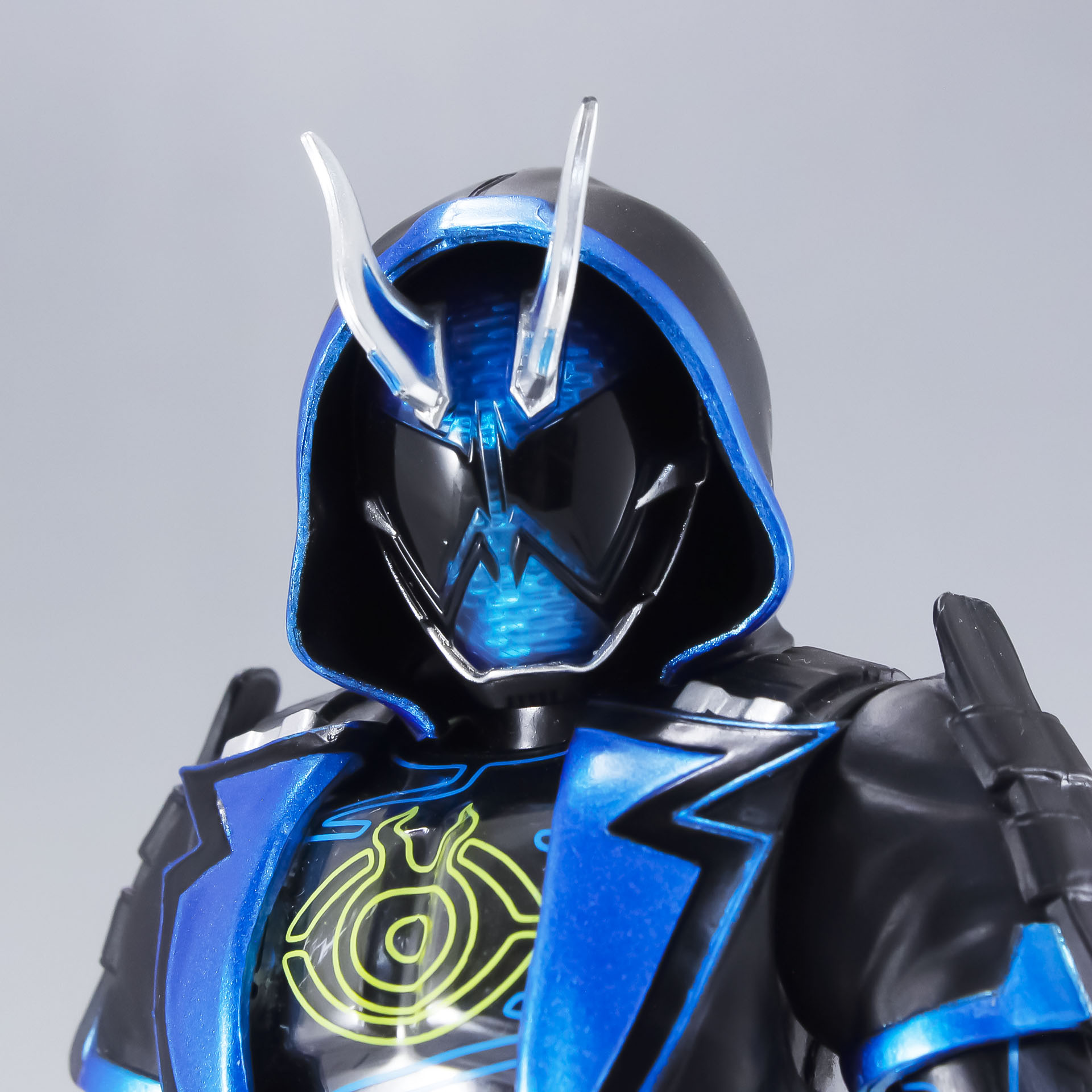 S.H.Figuarts 仮面ライダースペクター